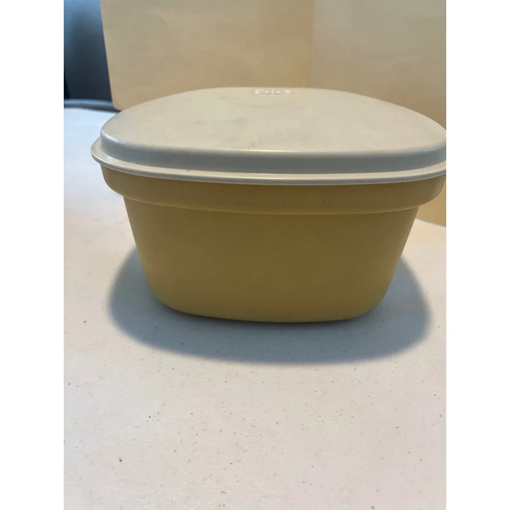 Vintage Tupperware Harvest Gold Square Storage Container with Lid 888-10